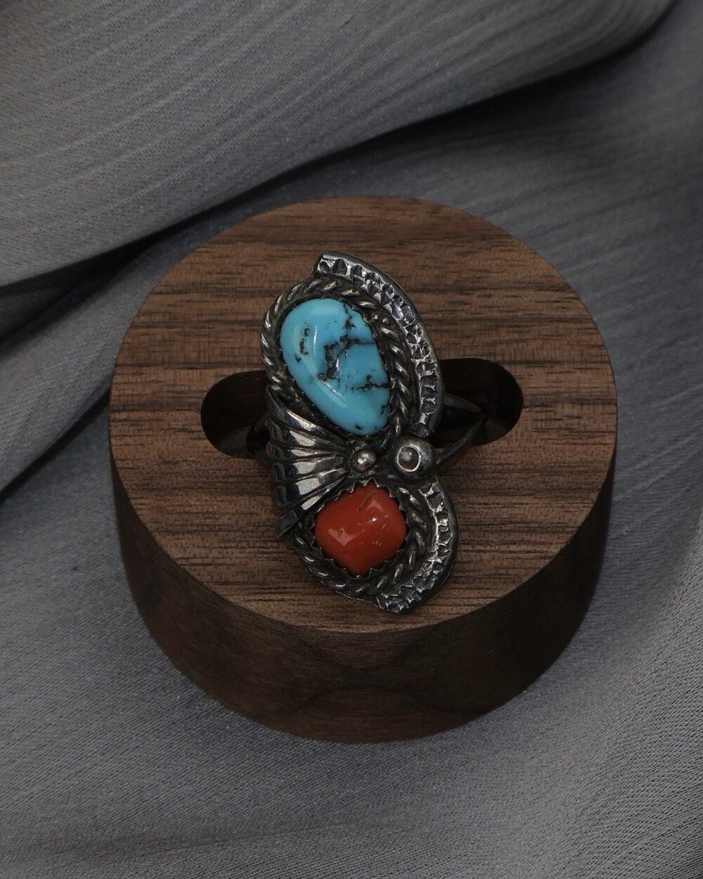Vintage Navajo Sterling Silver Turquoise & Coral Ring 4.5G / Sz 6